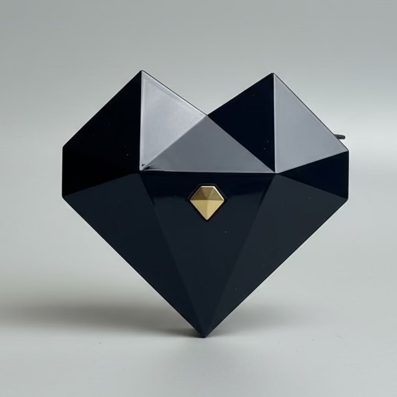 Heart-shaped ring box Black