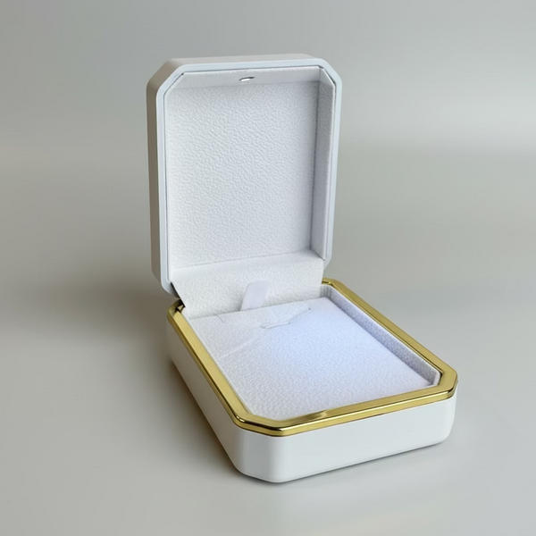 Elegant White Jewelry Gift Box