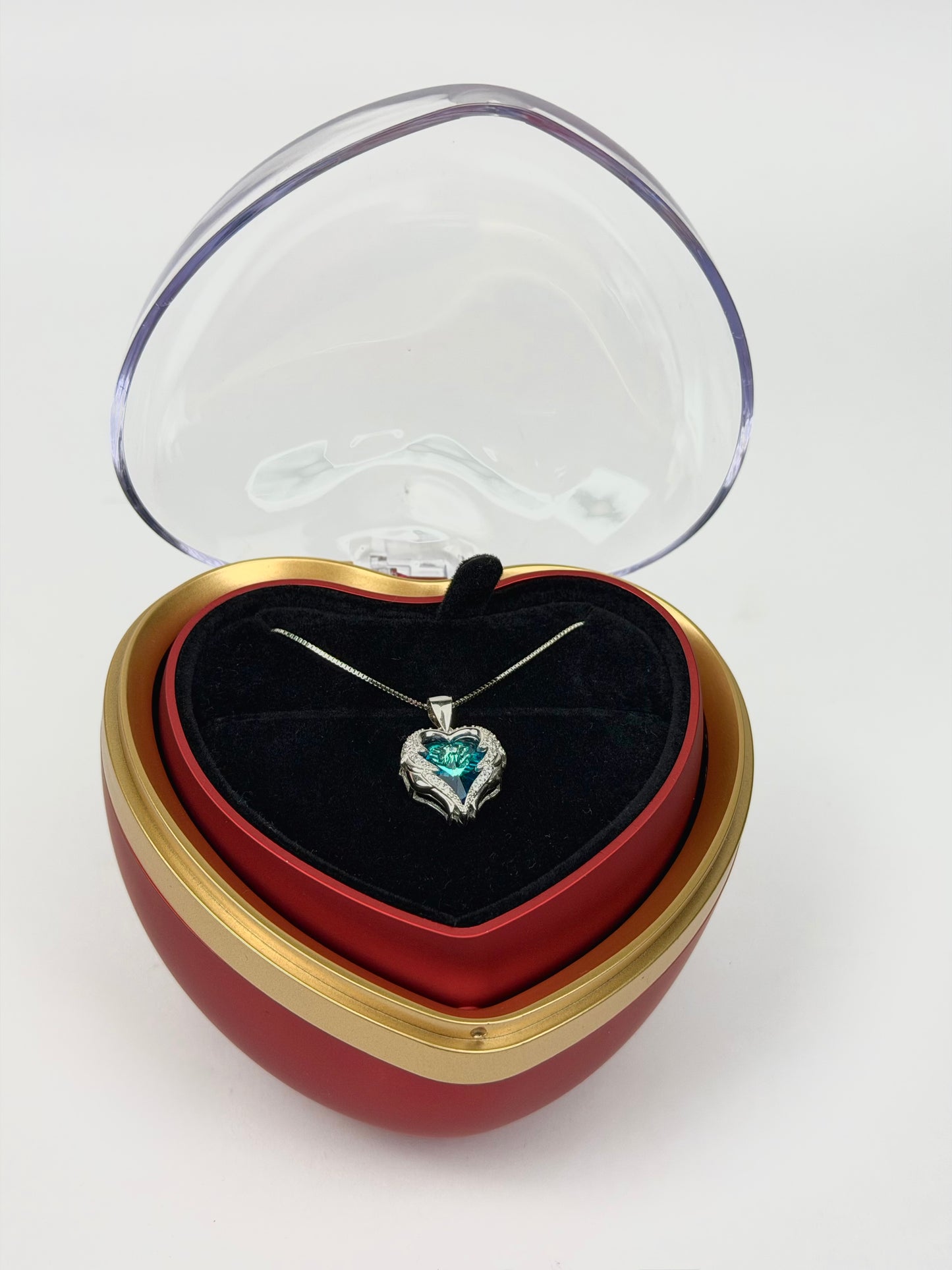 Heart box & Angel Heart Necklace 30% OFF